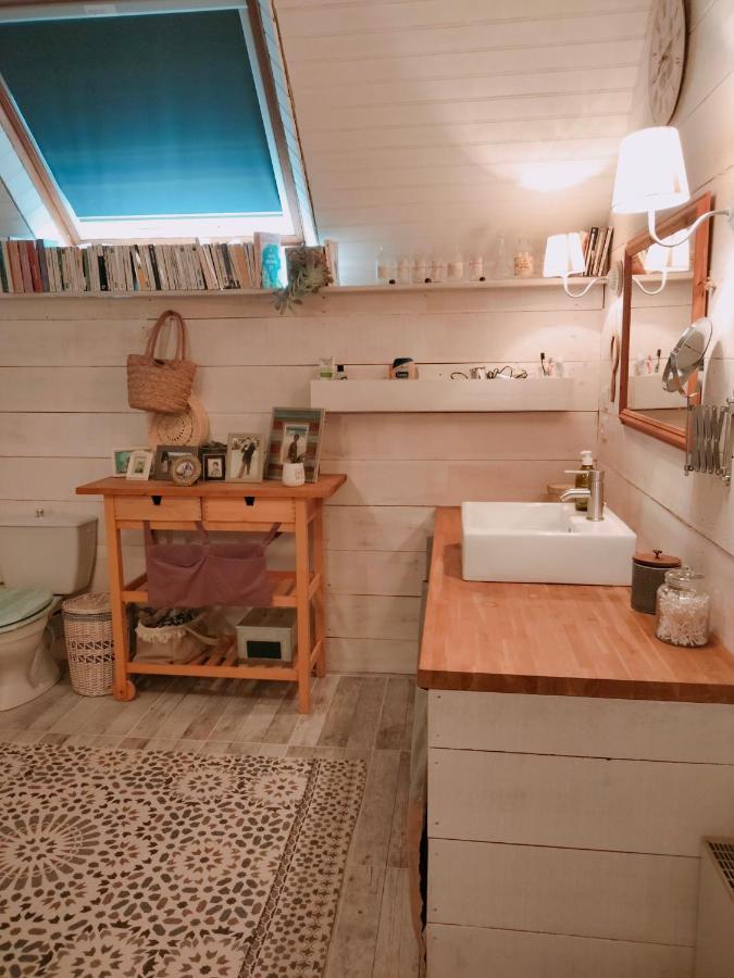 Chambre Familiale Anna "Mon Lit Au Pre" , Jusqu'A 4 Adultes Et 2 Enfants Avec Piscine Familles, Couples Ou Femmes Seulement Pontours Eksteriør bilde